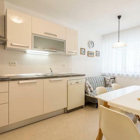 Modern Apartment Near The Beach And Center Of Split Extérieur photo